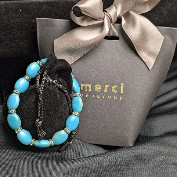 Pretty faux turquoise color beaded bracelet with CZ, oblong shape beads - Picture 2 of 10